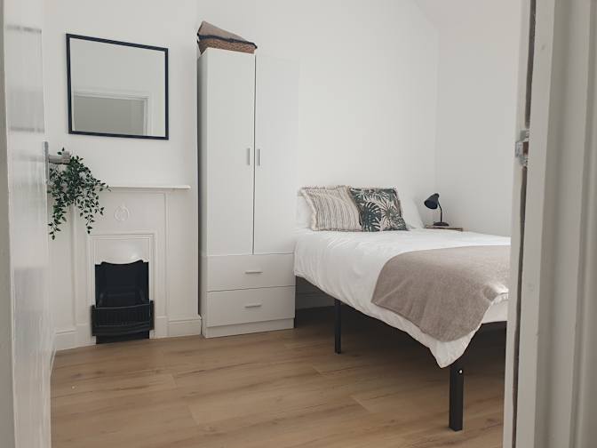 Photo of E's room