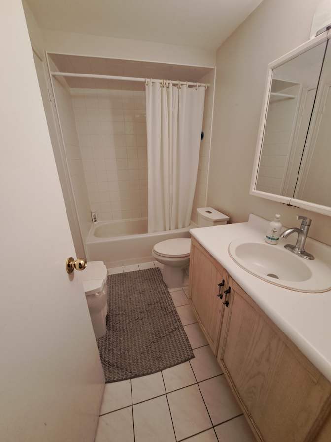 Photo of Tariq's room