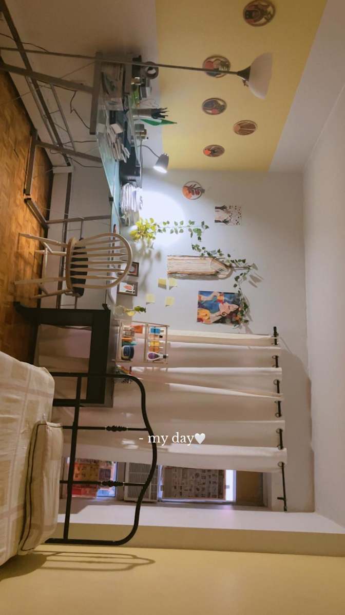 Gazalpreetkaur's room