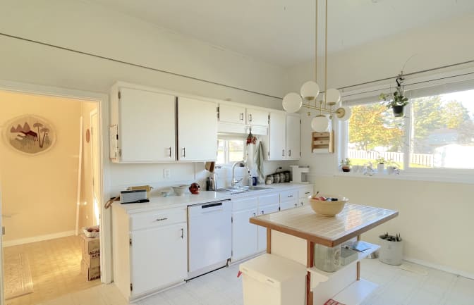 Photo of Caitlin Lepla's room