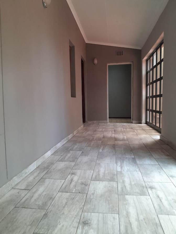 Photo of James's room