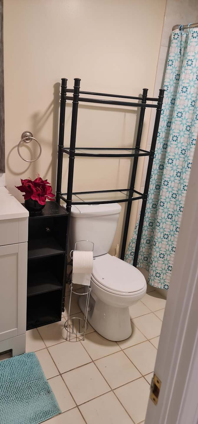 Navin Persaud's room