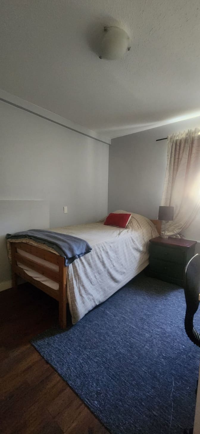 Photo of Brooks's room