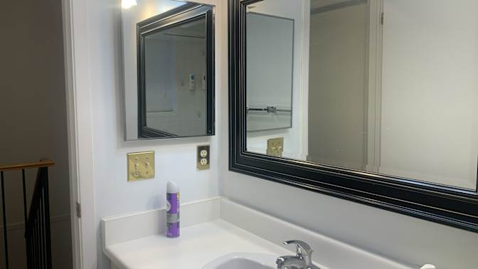 JITENDRA MATHUR's room