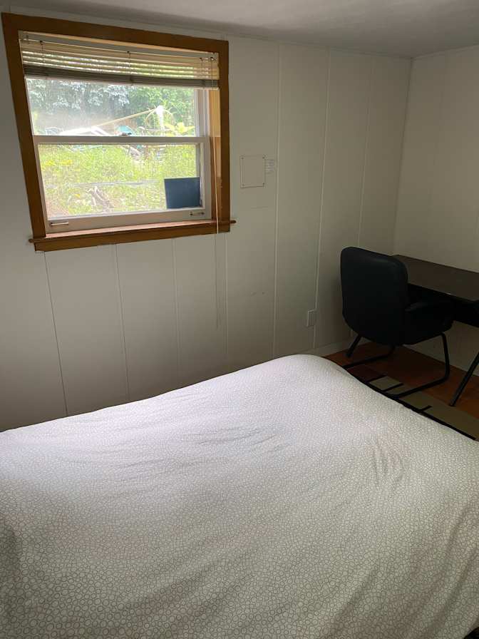 Meisam Rostaminia's room