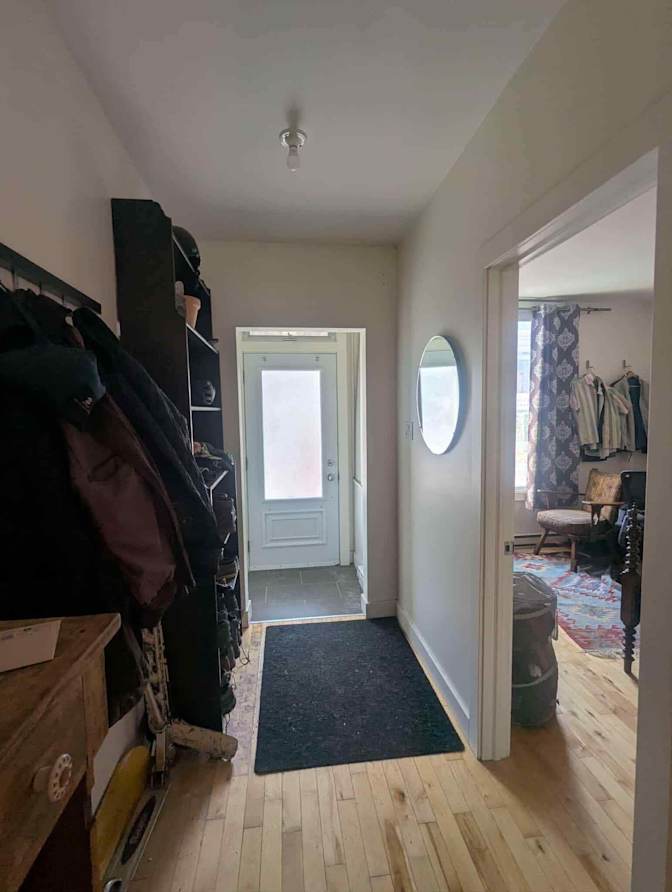 Photo of Arnold's room
