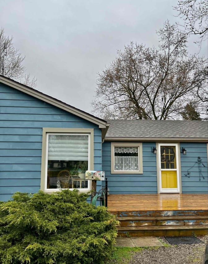 Photo of Betsy's room