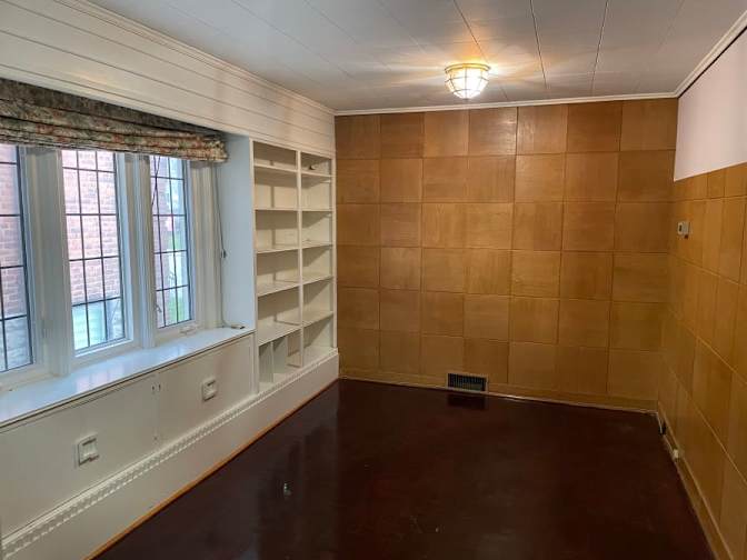 Rental property's room