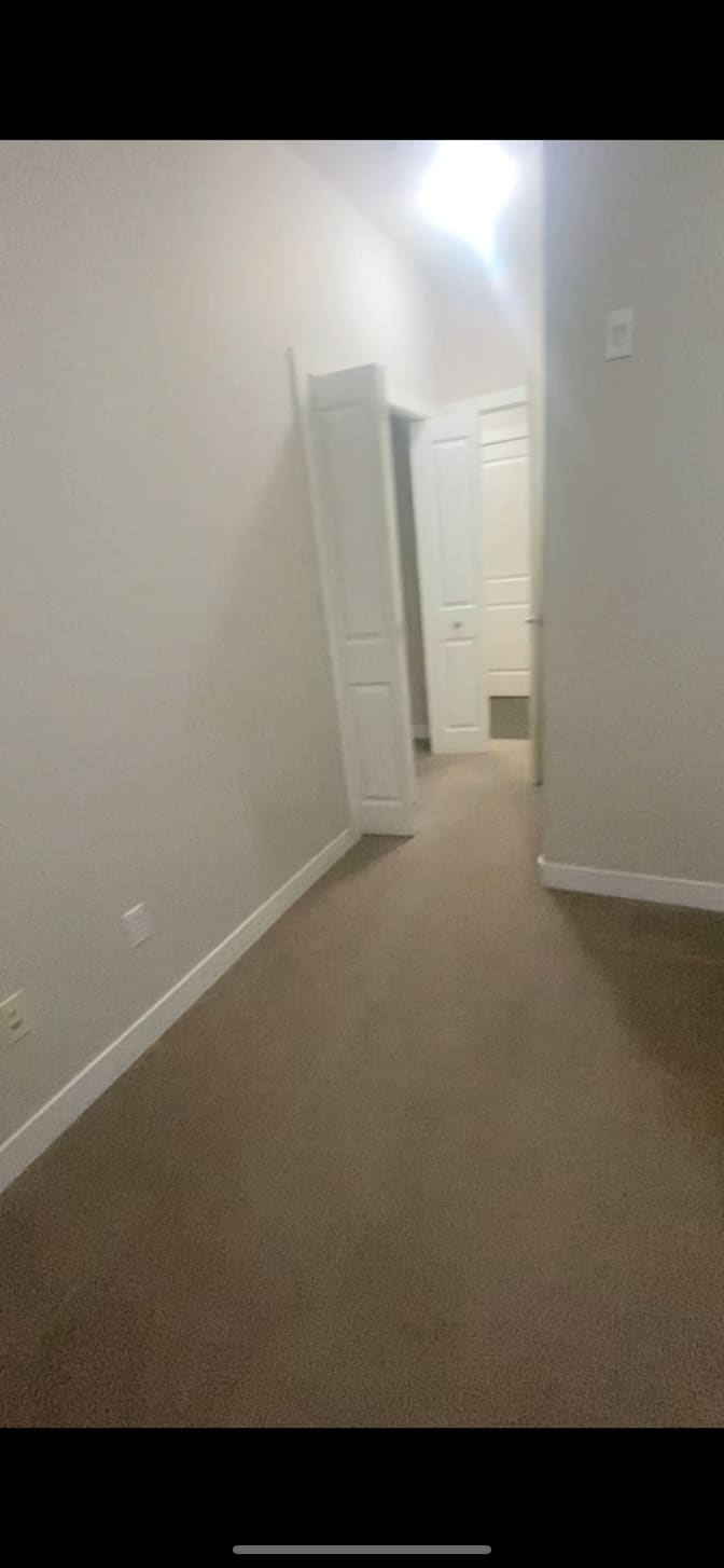 Photo of Alyvia's room