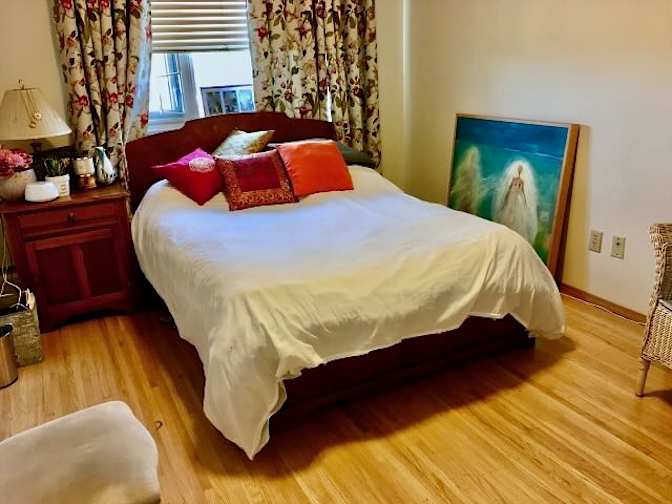 Photo of Linda's room