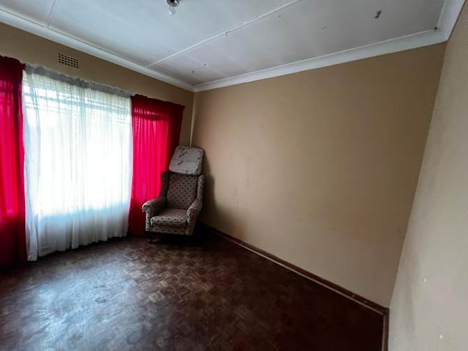 Photo of Debbie's room