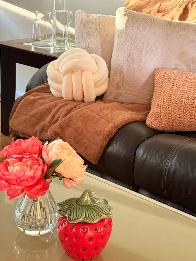 Latifa Arowona's room