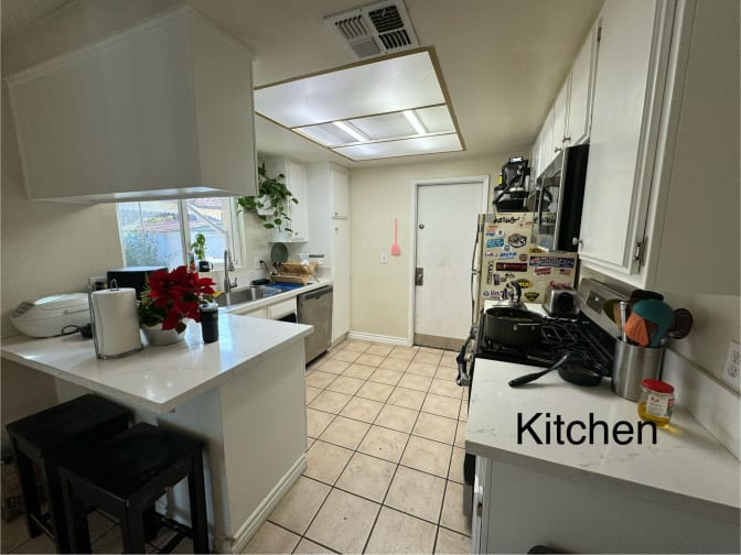 Photo of Vinh's room