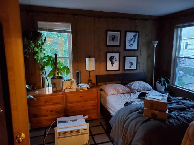 Photo of Robin's room