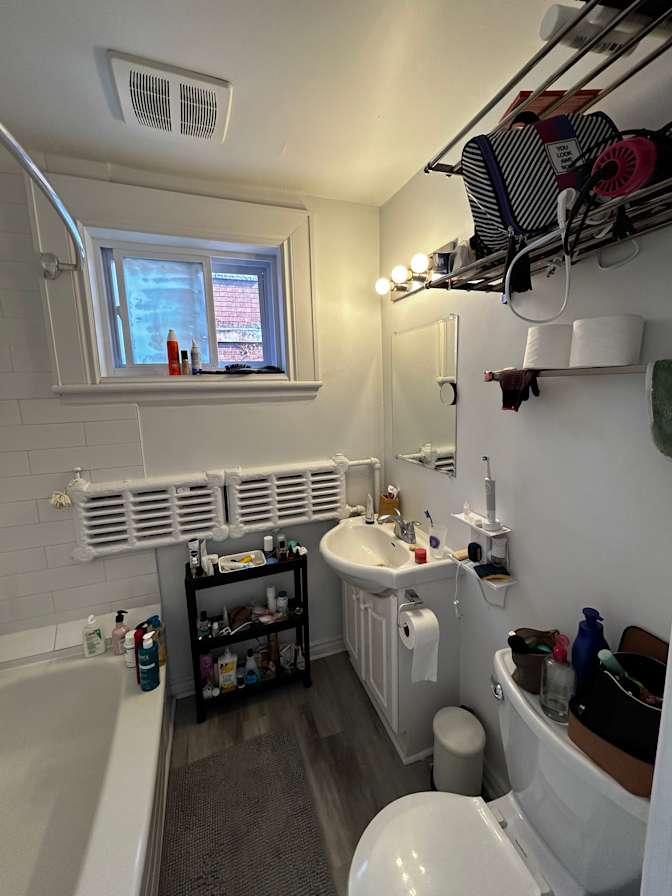 Lea Alaphilippe's room