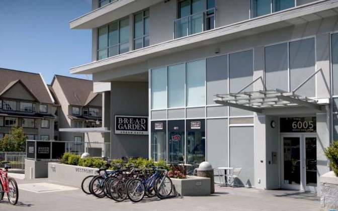 Hide Shichiji's room