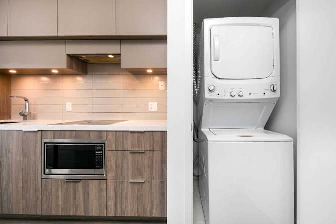 Chen Gang (Esther)'s room