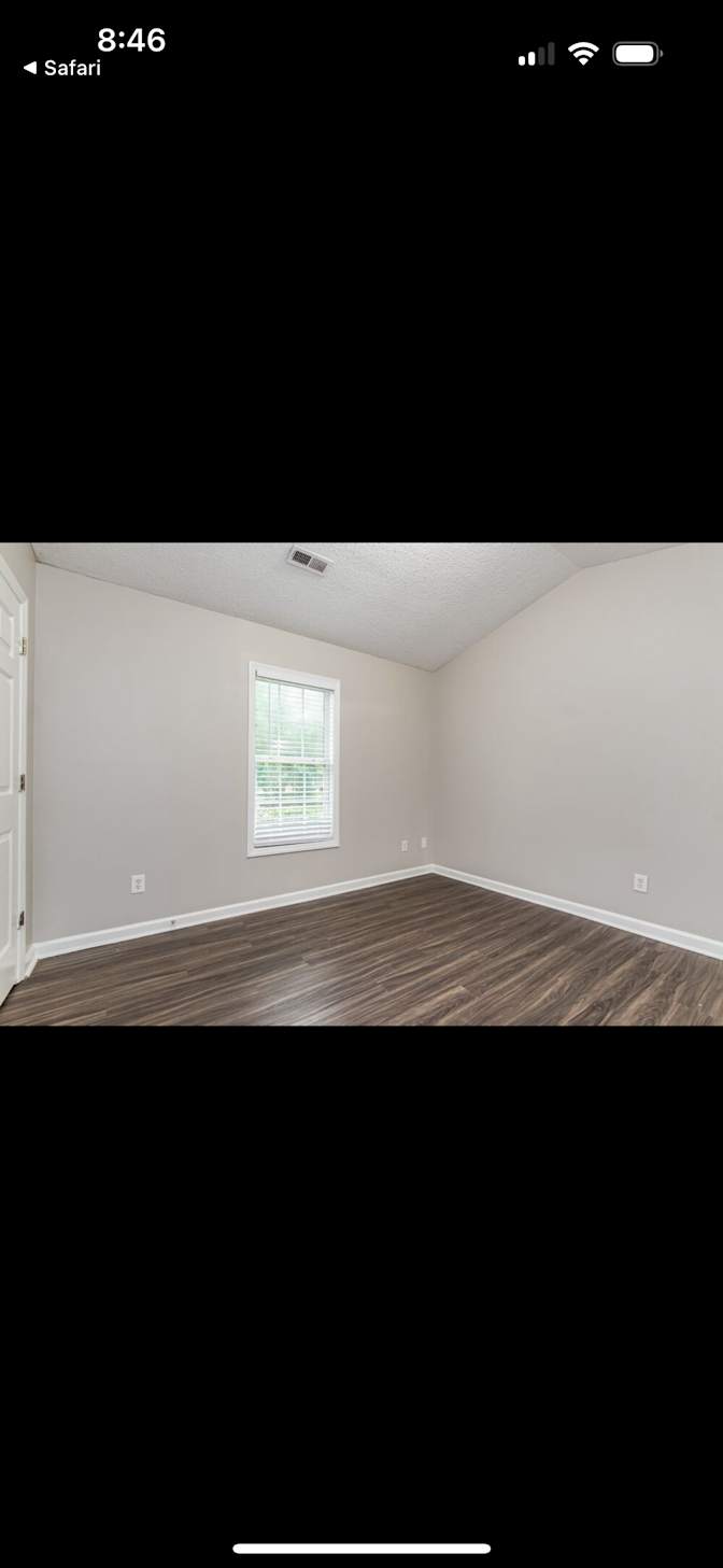 Photo of Dominique's room