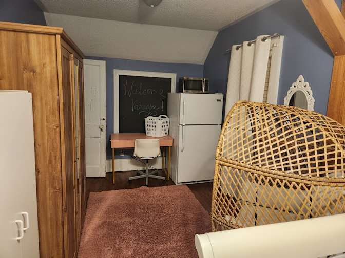 Photo of Dan Muccio's room