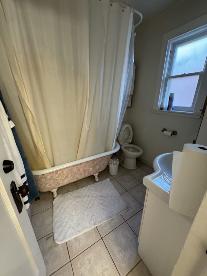 Photo of Julia's room