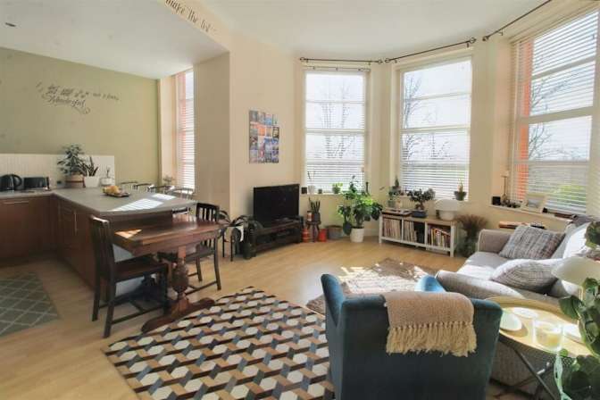 Photo of Jaimie-Leigh's room