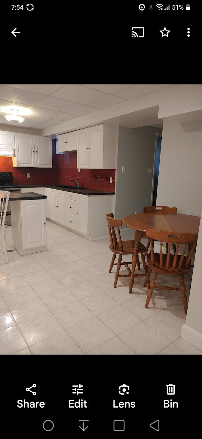 Noelle ALEXANDER's room