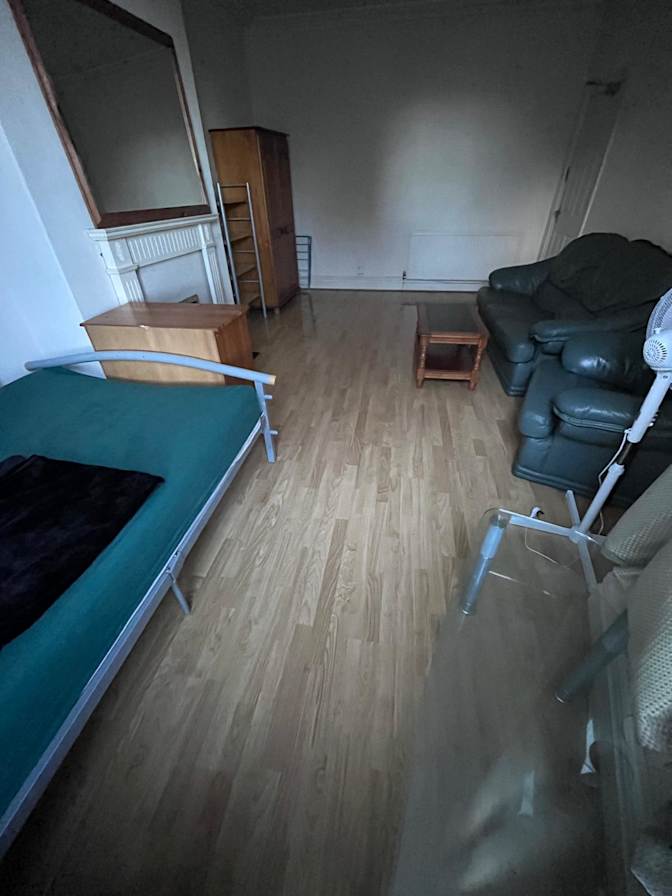 Photo of Resiplus's room