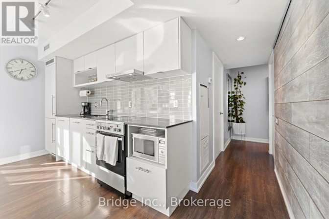 Diana and Tina's room