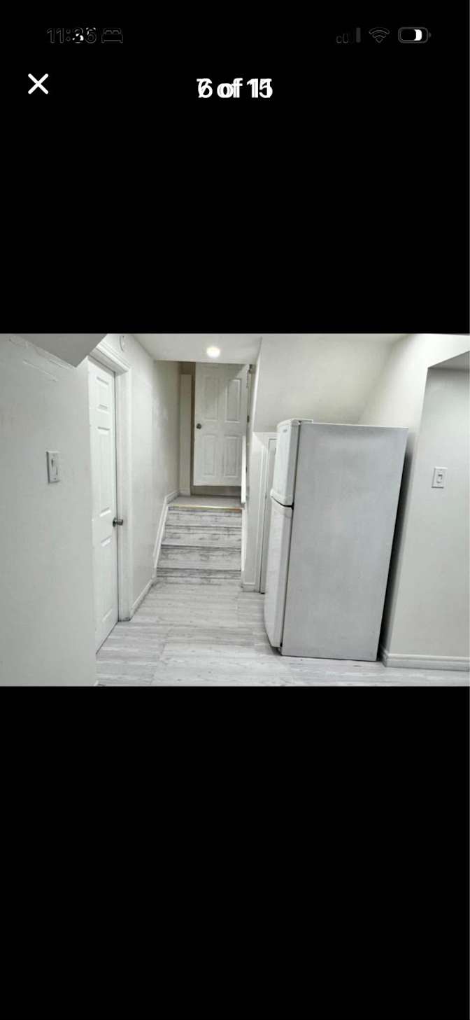 Mehreen Mughal's room