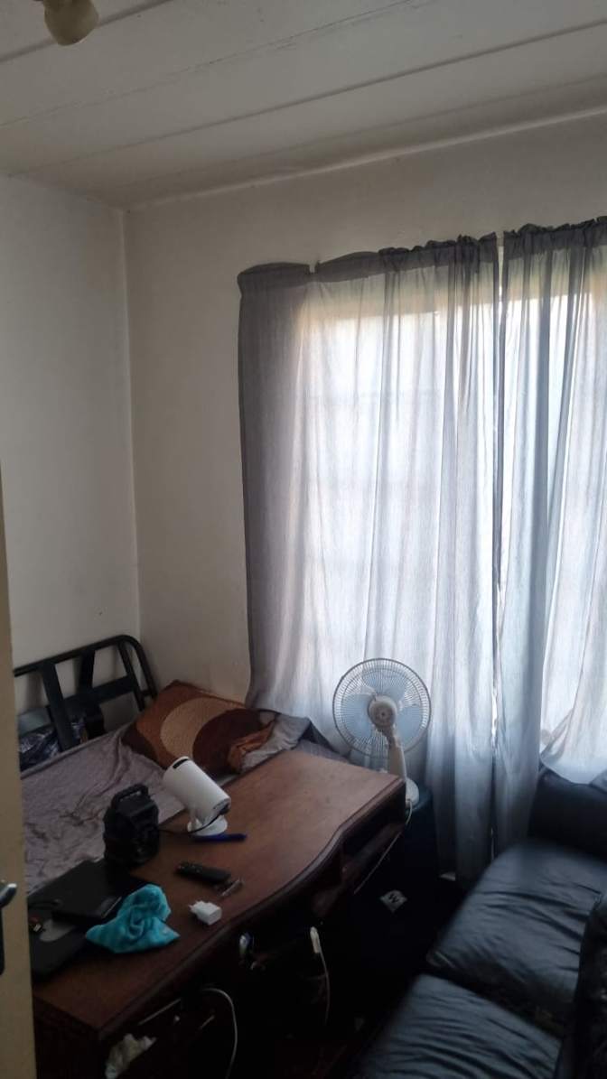 Photo of Prego's room