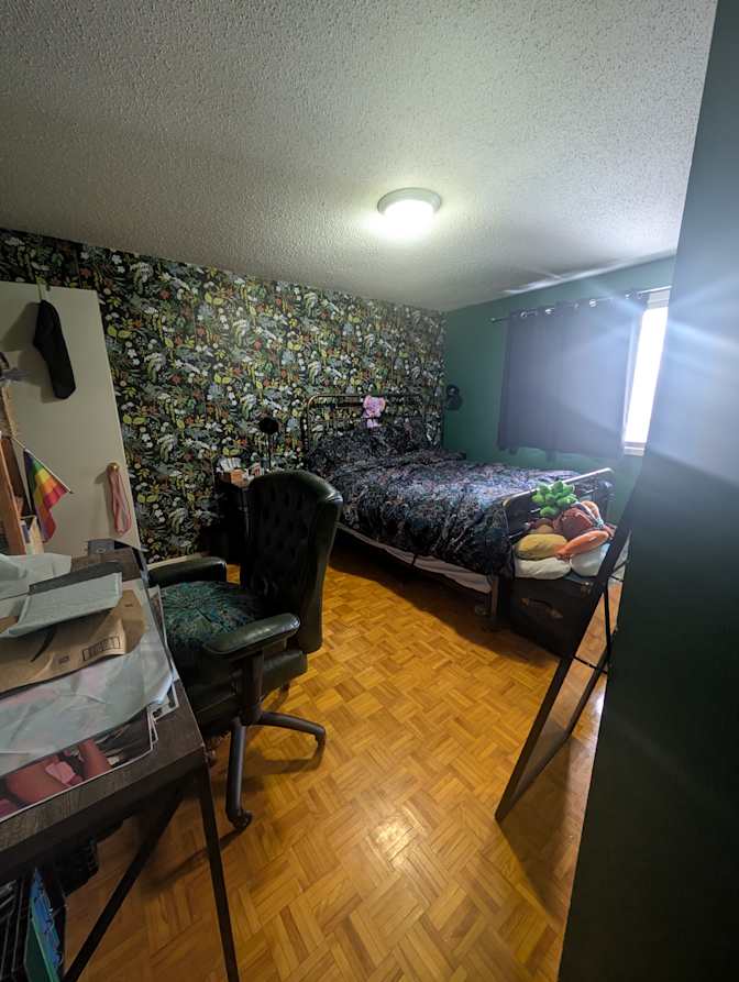 Cookie Dietrichson's room