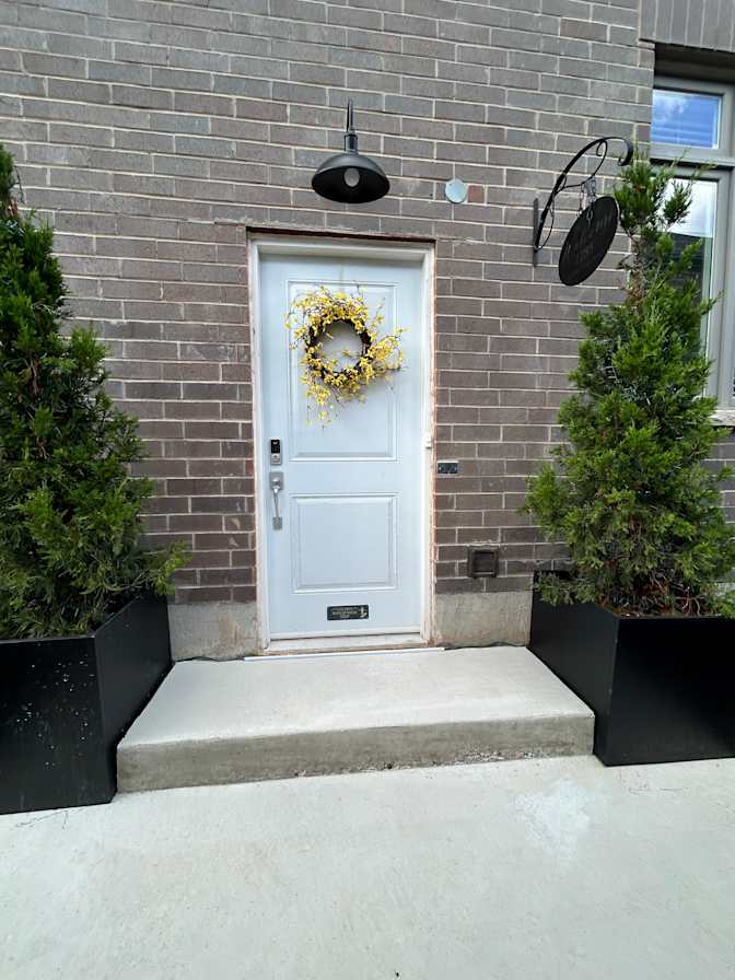 Photo of First Green's room