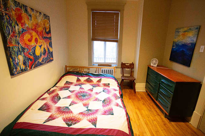 Clémence Boucher's room