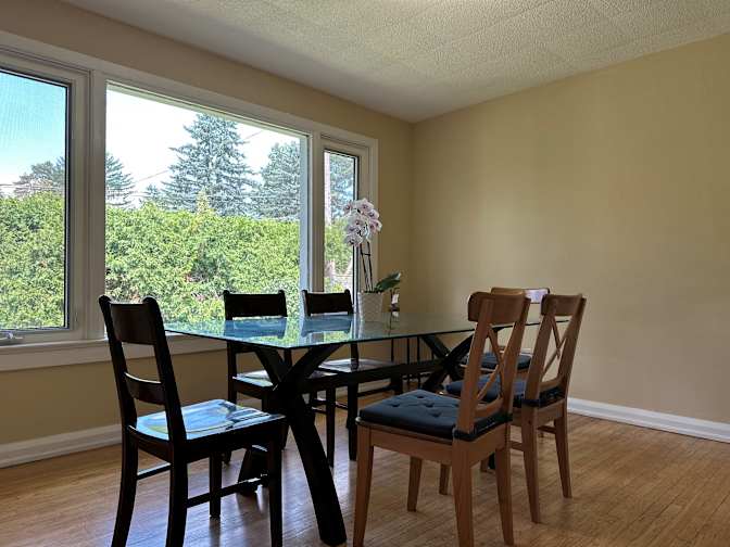 Photo of Alta Vista's room