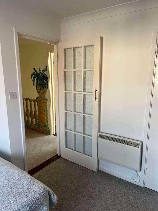 Photo of Ion's room