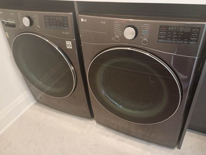 Lahnice Brereton's room