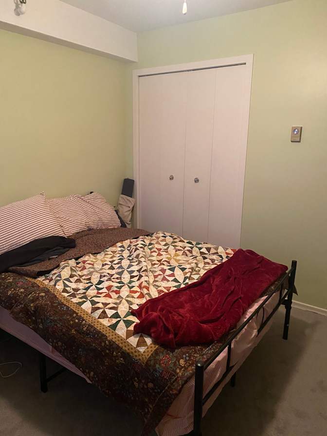 Lynne Hallett's room