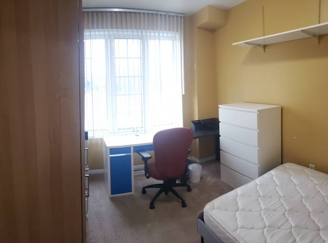 Gerry Suggitt's room