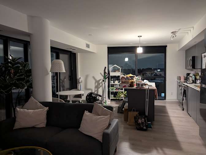 Nahid Tahrima's room