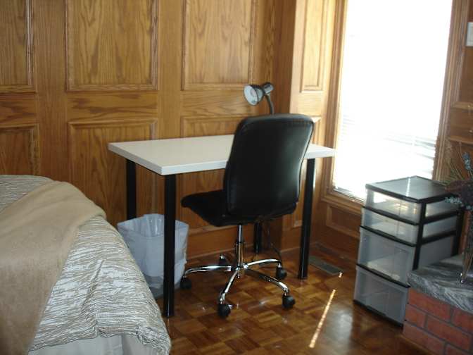 Toronto Rental's room