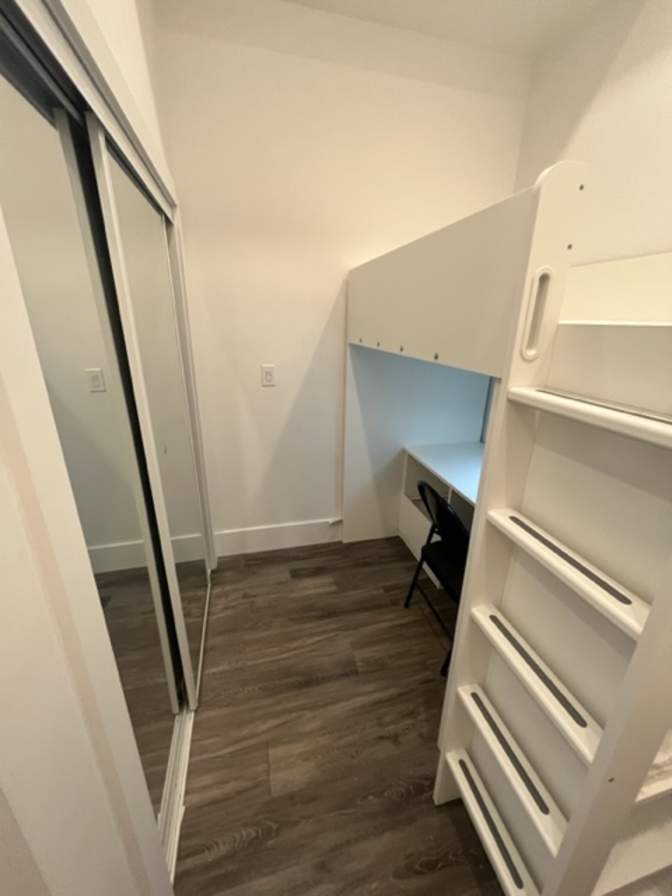 Photo of Oliver's room