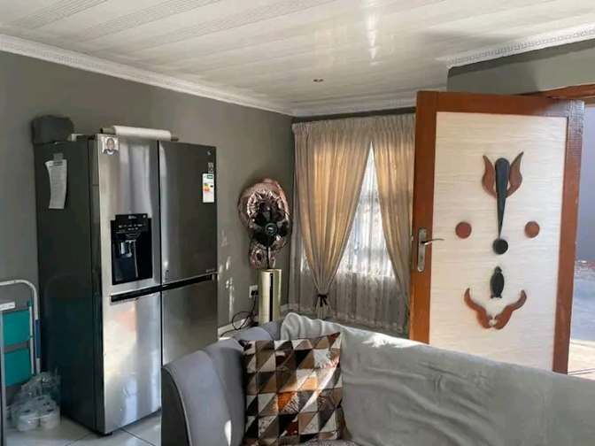 Photo of Mrs shantel mabunda's room