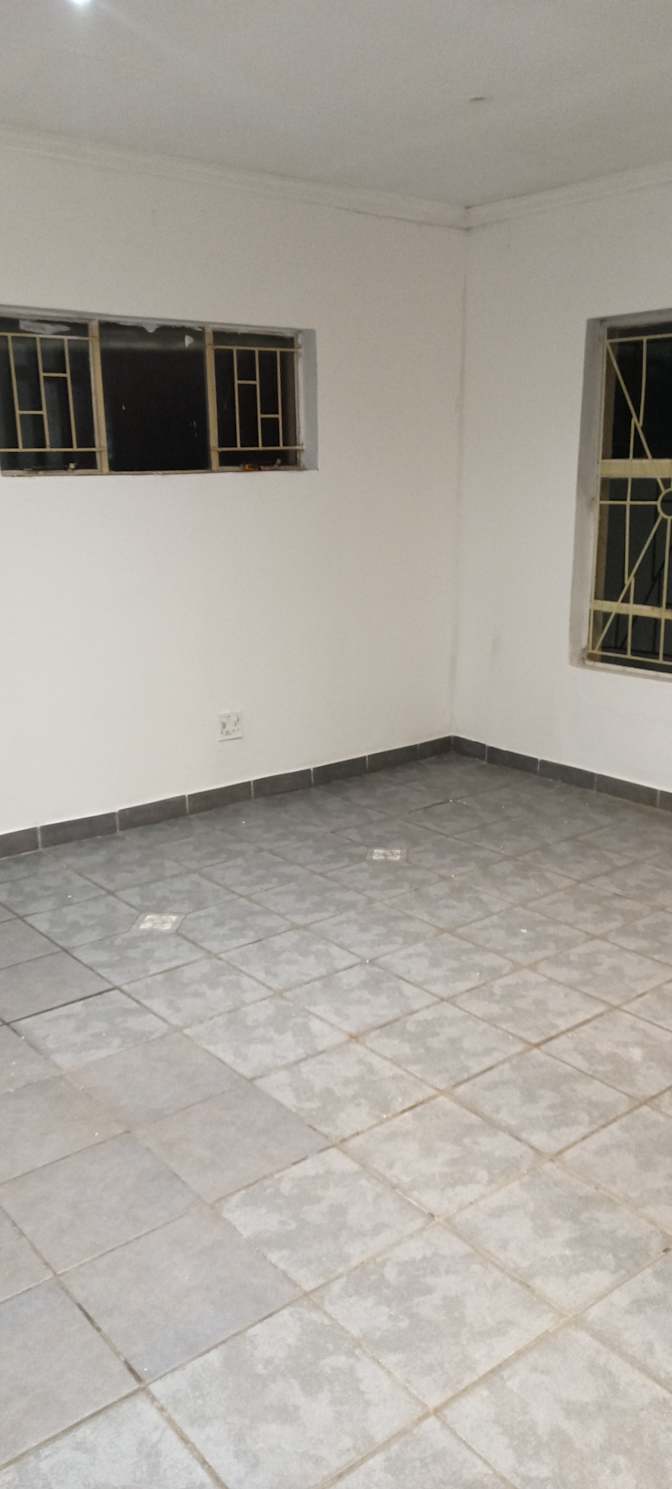 Photo of NEMULALO SOLOMON's room