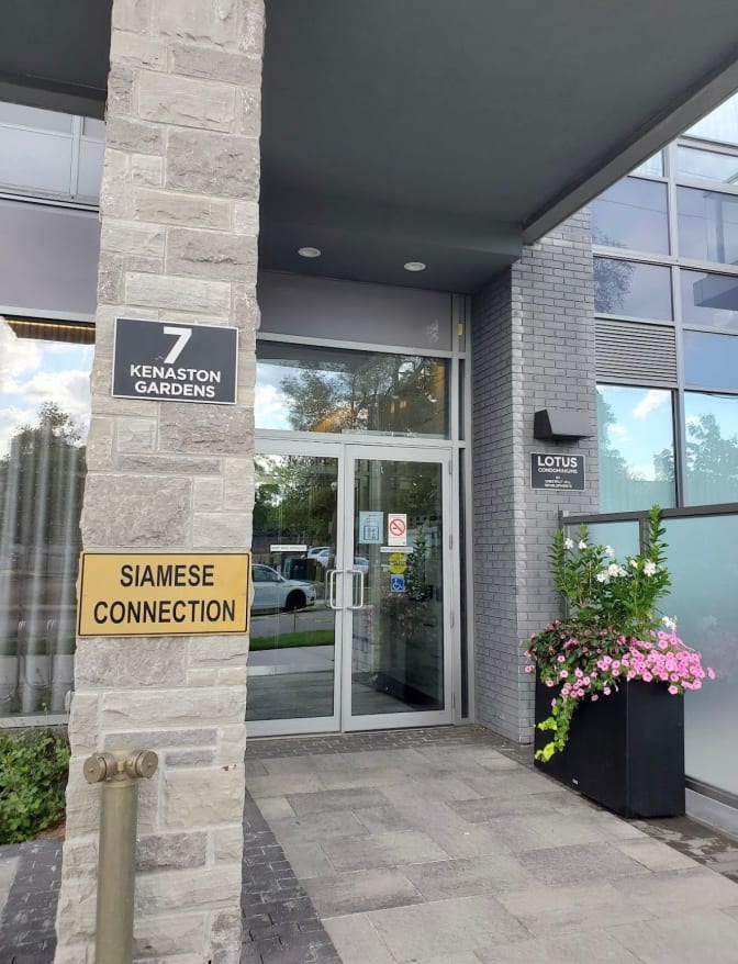 Daniyal Zahid's room