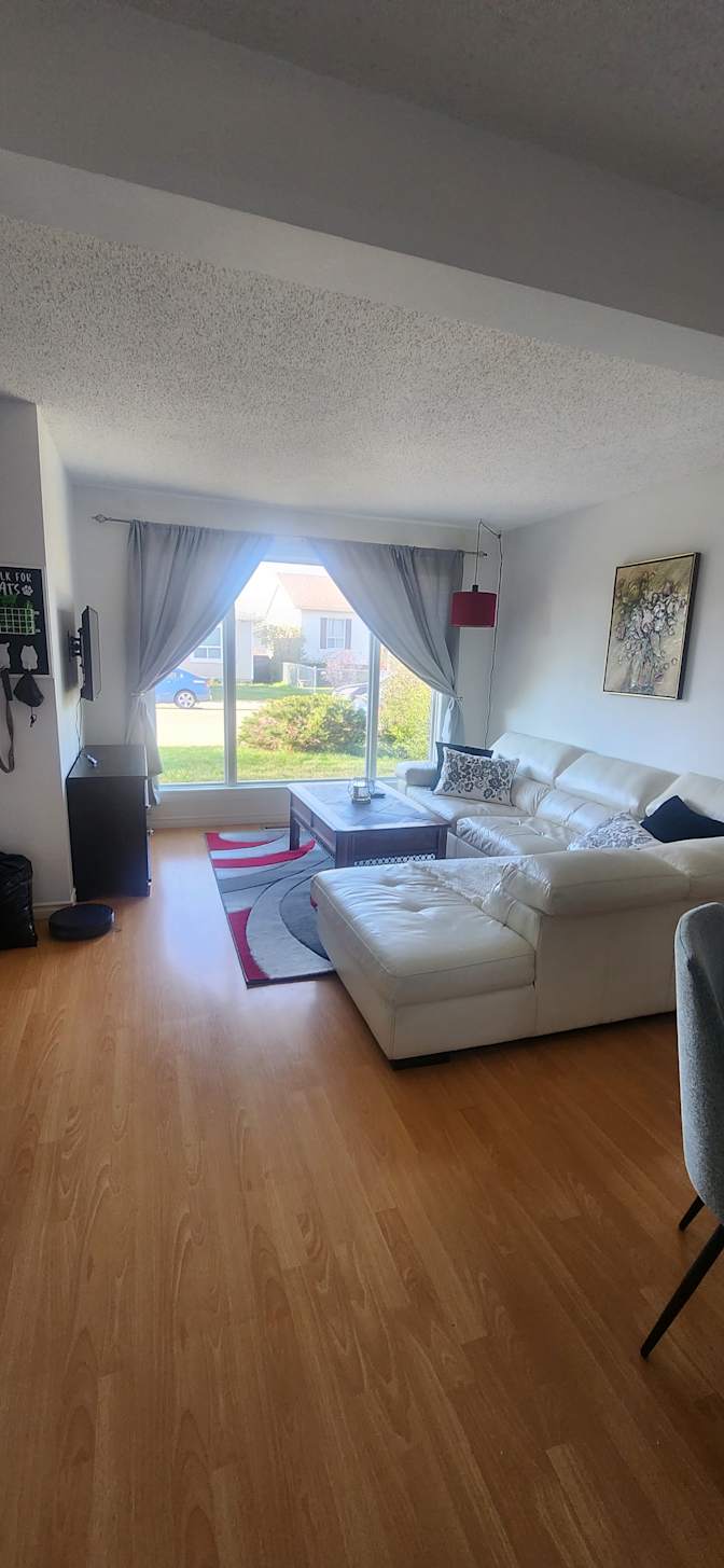 Breanne Zwicker's room