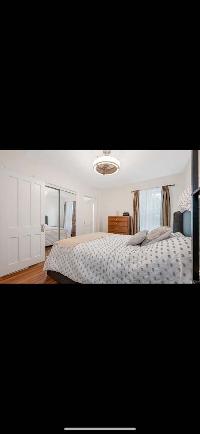 Andres Laguado's room