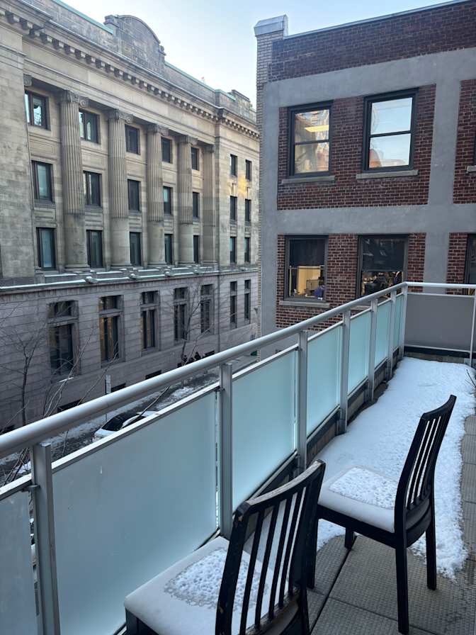 Guy Ben-Shoshan's room