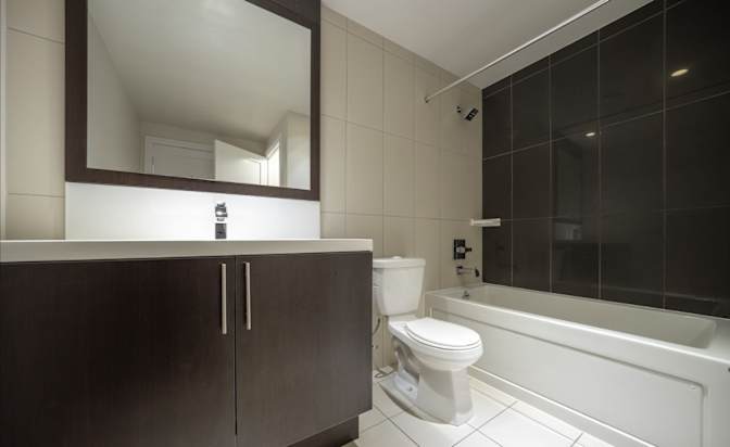 Eashna Mahajan's room