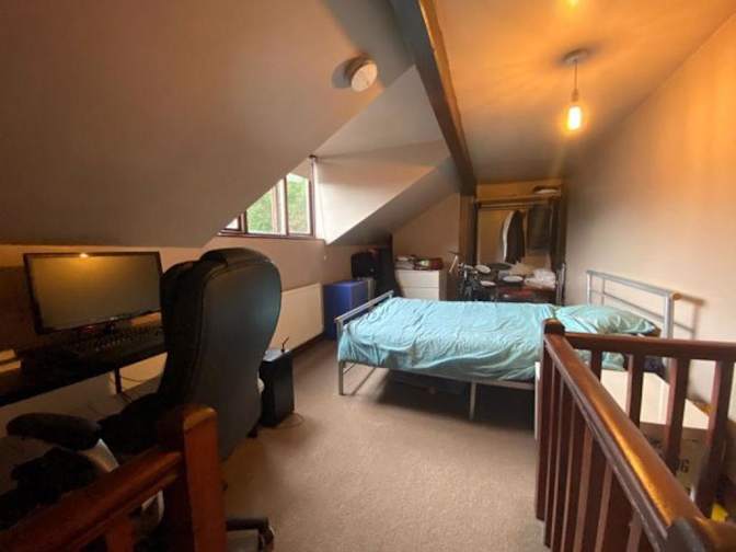 Photo of Rhain Hei-Chuen Davies's room