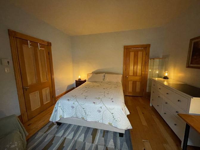 Julie Lamontagne's room